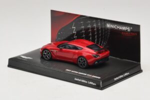 Aston Martin V12 Zagato Czerwony Minichamps 1:43 437137220 Metal — zdjęcie 3 z 5