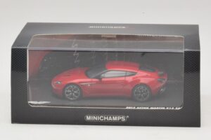Aston Martin V12 Zagato Czerwony Minichamps 1:43 437137220 Metal — zdjęcie 5 z 5