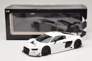 Audi R8 LMS Ultra Biały 2015 Minichamps 1:18 153151100 Metal — zdjęcie 6 z 6