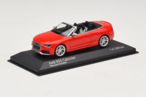 Audi RS5 B8 Kabriolet Czerwony Minichamps 1:43 410011230 Metal — zdjęcie 2 z 4