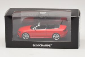 Audi RS5 B8 Kabriolet Czerwony Minichamps 1:43 410011230 Metal — zdjęcie 4 z 4