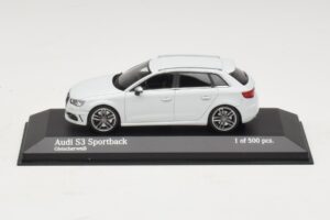 Audi S3 8V Sportback Biały Minichamps 1:43 437013010 Metal