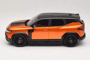 Dacia Duster Mk3 Redust Sport 4x2 Hybrid Metallic Orange Otto 1:18 OT1316 Żywica — zdjęcie 3 z 6