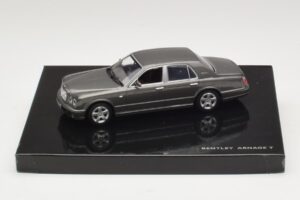 Bentley Arnage T Cypress Grey Minichamps 1:43 Bentley Arnage T Cypress Grey Minichamps 1:43 BL386 Metal