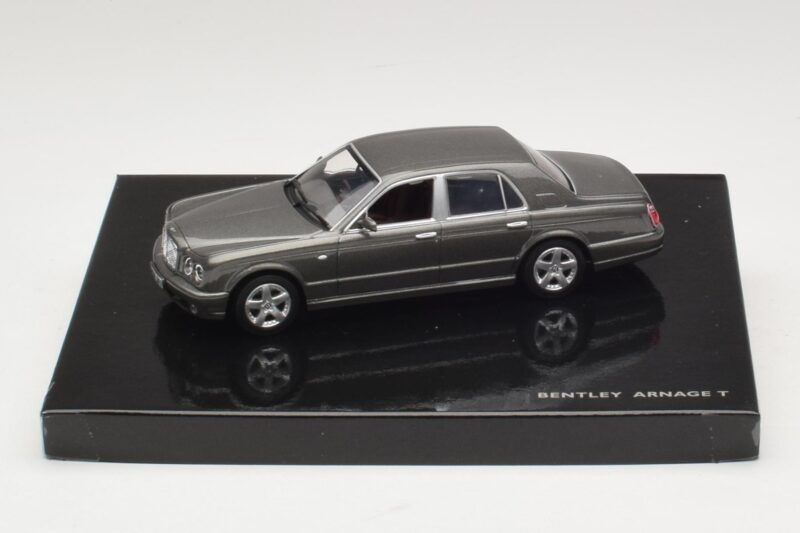 Bentley Arnage T Cypress Grey Minichamps 1:43 Bentley Arnage T Cypress Grey Minichamps 1:43 BL386 Metal