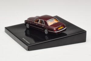Bentley Arnage R Sunset Red Minichamps 1:43 BL330 Metal — zdjęcie 3 z 4