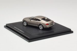 Bentley Continental GT Light Bronze Metallic Minichamps 1:43 BL834 Metal — zdjęcie 2 z 4