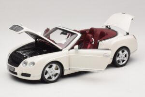 Bentley Continental GTC Biały Pudełko Zamienne Minichamps 1:18 100139032-R1 Metal — zdjęcie 2 z 8