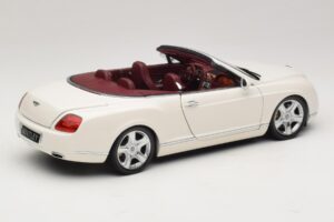 Bentley Continental GTC Biały Pudełko Zamienne Minichamps 1:18 100139032-R1 Metal — zdjęcie 3 z 8