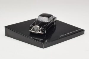 Bentley S1 Continental Flying Spur Czarny Minichamps 1:43 BL468 Metal — zdjęcie 2 z 4