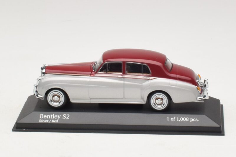 Bentley S2 Srebrny Czerwony Minichamps 1:43 403139953 Metal