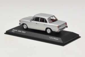 BMW 1800 TI/SA Srebrny Minichamps 1:43 400025100 Metal — zdjęcie 3 z 4