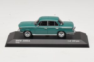 BMW 2000A Zielony Minichamps 1:43 437023001 Metal