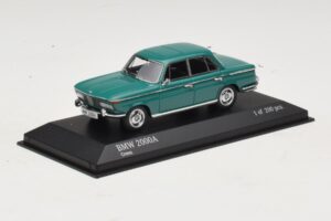 BMW 2000A Zielony Minichamps 1:43 437023001 Metal — zdjęcie 2 z 4