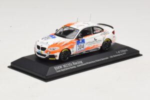 BMW M235i Team Rent2drive #304 Ackermann / Wishkirchen 24 Hours of Nurburgring 2015 Minichamps 1:43 437152504 Metal — zdjęcie 2 z 4