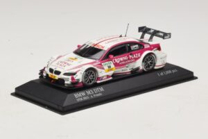 BMW M3 E92 DTM #16 A. Priaulx BMW Team RMG DTM 2013 Minichamps 1:43 410132216 Metal — zdjęcie 2 z 4
