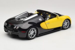 Bugatti Veyron Grand Sport Black Lemon Minichamps 1:18 100110831 Metal — zdjęcie 3 z 8