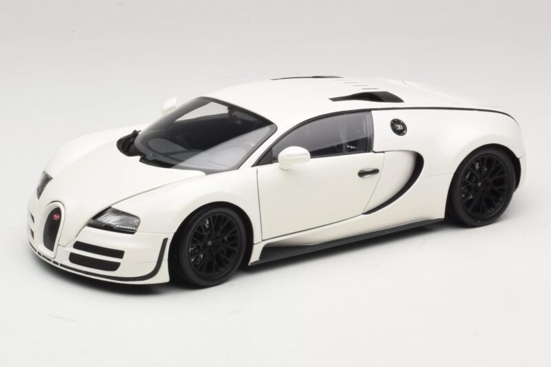 Bugatti Veyron Super Sport Biały Minichamps 1:18 100110844 Metal