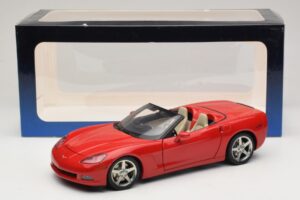 Chevrolet Corvette C6 Kabriolet Czerwony AUTOart 1:18 71221 Metal — zdjęcie 8 z 8