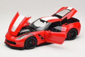 Chevrolet Corvette C7 Grand Sport Czerwony z Białymi Pasami AUTOart 1:18 71274 Kompozyt — zdjęcie 2 z 8