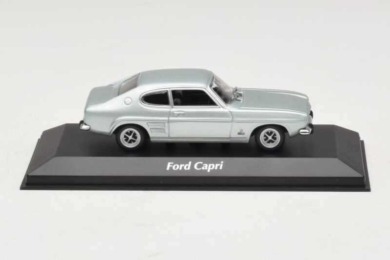 Ford Capri I Jasnoniebieski Metalik Maxichamps 1:43 940085501 Metal