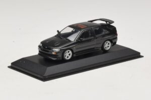 Ford Escort RS Cosworth Czarny Metalik Minichamps 1:43 430082106 Metal — zdjęcie 2 z 4