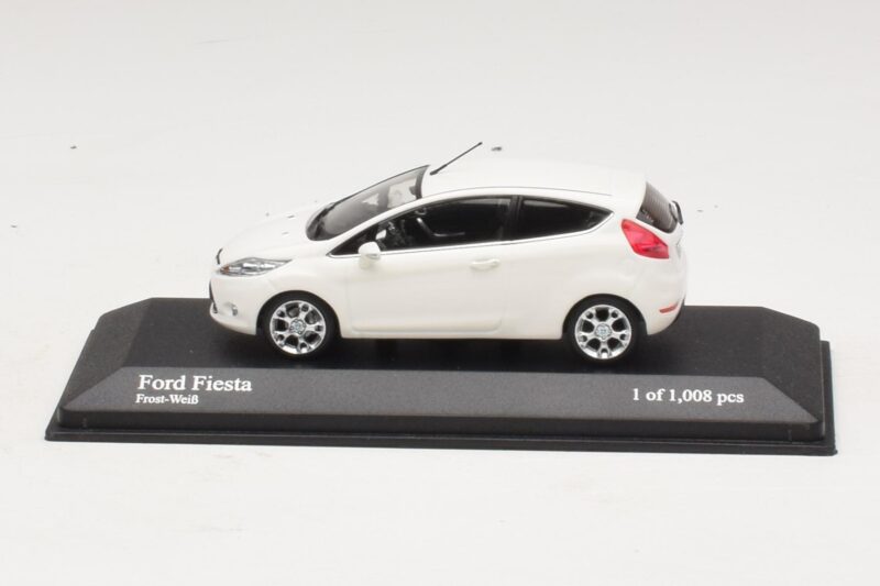 Ford Fiesta Mk6 Biały Minichamps 1:43 Ford Fiesta Mk6 Biały Minichamps 1:43 400088002 Metal