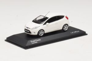 Ford Fiesta Mk6 Biały Minichamps 1:43 400088002 Metal — zdjęcie 2 z 4