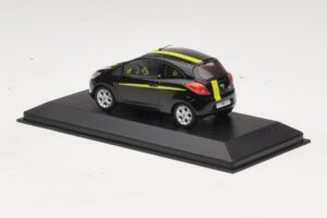 Ford Ka Mk2 Czarny Żółty Minichamps 1:43 400088200 Metal — zdjęcie 4 z 5