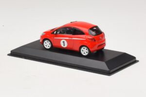 Ford Ka Mk2 Grand Prix Pakiet Stylistyczny Czerwony Minichamps 1:43 400088201 Metal — zdjęcie 3 z 4