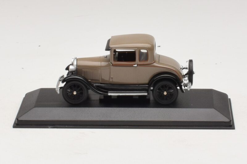 Ford Model A Standard Coupe Beżowy Minichamps 1:43 400082102 Metal