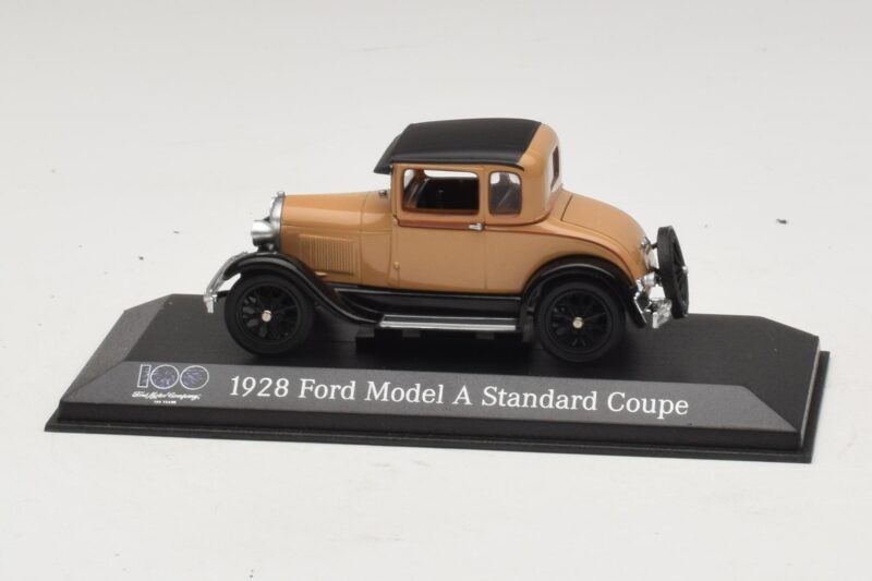 Ford Model A Standard Coupe Brązowy Minichamps 1:43 Ford Model A Standard Coupe Brązowy Minichamps 1:43 403082103 Metal