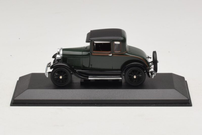Ford Model A Standard Coupe Ciemnozielony Minichamps 1:43 Ford Model A Standard Coupe Ciemnozielony Minichamps 1:43 400082101 Metal