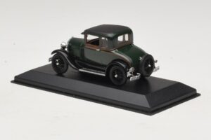 Ford Model A Standard Coupe Ciemnozielony Minichamps 1:43 400082101 Metal — zdjęcie 3 z 4