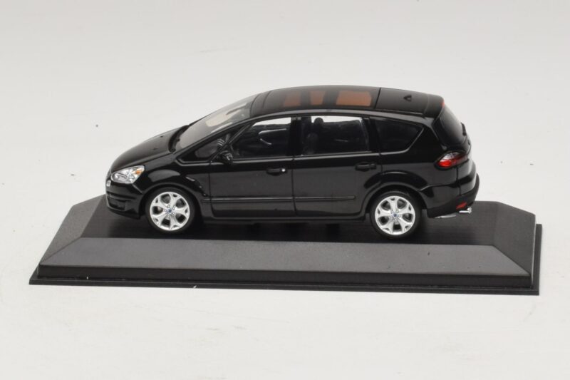 Ford S-Max Czarny Metalik Minichamps 1:43 Ford S-Max Czarny Metalik Minichamps 1:43 400085400 Metal