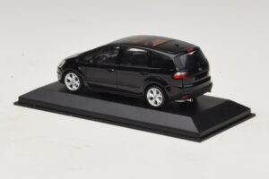 Ford S-Max Czarny Metalik Minichamps 1:43 400085400 Metal — zdjęcie 3 z 4