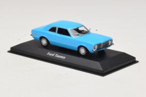 Ford Taunus TC Coupe Jasnoniebieski Maxichamps 1:43 940081301 Metal — zdjęcie 3 z 4
