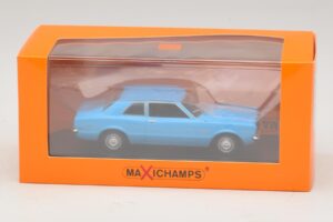 Ford Taunus TC Coupe Jasnoniebieski Maxichamps 1:43 940081301 Metal — zdjęcie 4 z 4