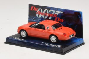 Ford Thunderbird Die Another Day Minichamps 1:43 045132 Metal — zdjęcie 3 z 5