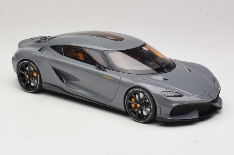 Koenigsegg Gemera Szary GT Spirit 1:18 Koenigsegg Gemera Szary GT Spirit 1:18 GT374 Żywica