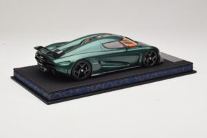 Koenigsegg Regera Zielony Tonowany Karbon FrontiArt 1:18 AS010-110 Żywica — zdjęcie 2 z 7