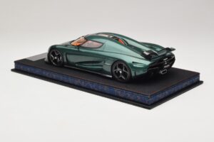 Koenigsegg Regera Zielony Tonowany Karbon FrontiArt 1:18 AS010-110 Żywica — zdjęcie 4 z 7