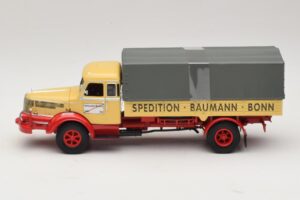 Krupp Titan Ciężarówka Skrzyniowa Baumann Bonn Minichamps 1:43 439069025 Metal — zdjęcie 3 z 6