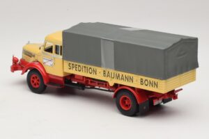 Krupp Titan Ciężarówka Skrzyniowa Baumann Bonn Minichamps 1:43 439069025 Metal — zdjęcie 5 z 6