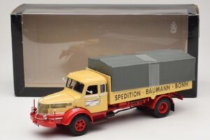 Krupp Titan Ciężarówka Skrzyniowa Baumann Bonn Minichamps 1:43 439069025 Metal — zdjęcie 6 z 6