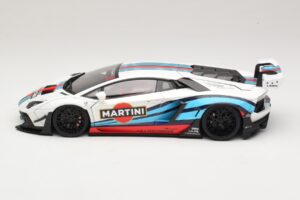 Lamborghini Aventador LB Works Martini Livery AUTOart 1:18 79185 Kompozyt — zdjęcie 4 z 8