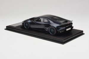 Lamborghini Huracan Liberty Walk Chameleon Blue GS Model 1:18 REMC045 Żywica — zdjęcie 5 z 7