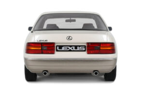 Lexus LS 400 XF10 Diamond White Pearl Otto 1:18 OT1277 Żywica — zdjęcie 5 z 5