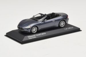 Maserati GranCabrio Szary Metalik Minichamps 1:43 400123931 Metal — zdjęcie 2 z 4