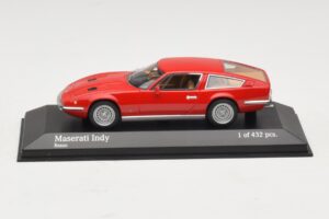 Maserati Indy Czerwony Minichamps 1:43 Maserati Indy Czerwony Minichamps 1:43 437123120 Metal